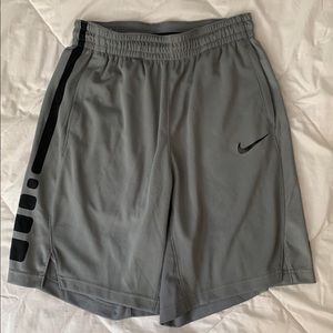 Nike Elite Shorts Size Medium Men’s